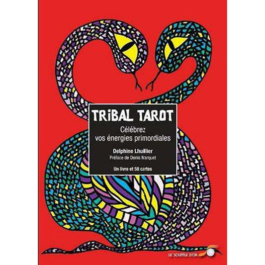 Couverture du livre 'Tribal Tarot: Célébrez vos énergies primordiales' avec une illustration colorée de deux serpents entrelacés sur fond rouge.